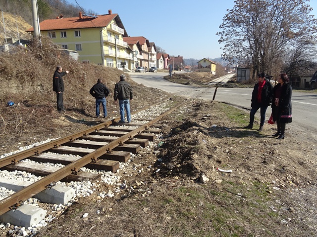 Read more about the article Вечерас се изводе радови на пружном прелазу на уласку у Кучево