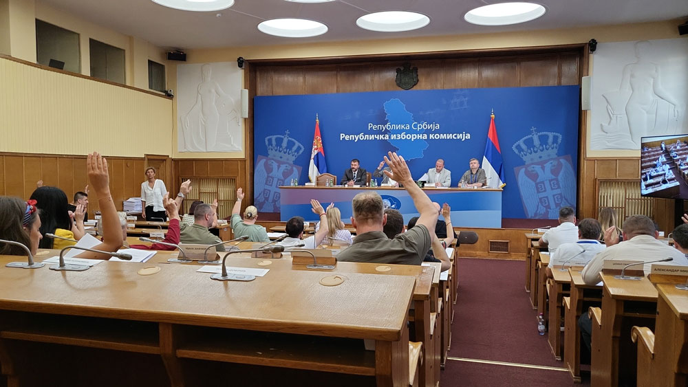Read more about the article РИК : Избори још нису завршени – у Великом Трновцу ће се поново гласати 23. јуна