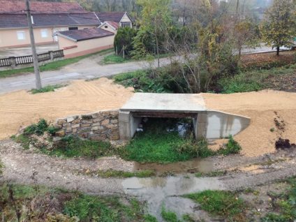 Read more about the article Изграђен нови мост у Великој Бресници