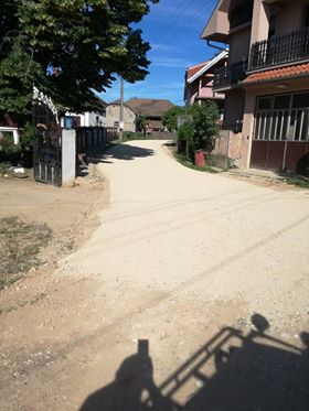 Read more about the article Завршавају се припремни радови за асфалтирање и у Мишљеновцу