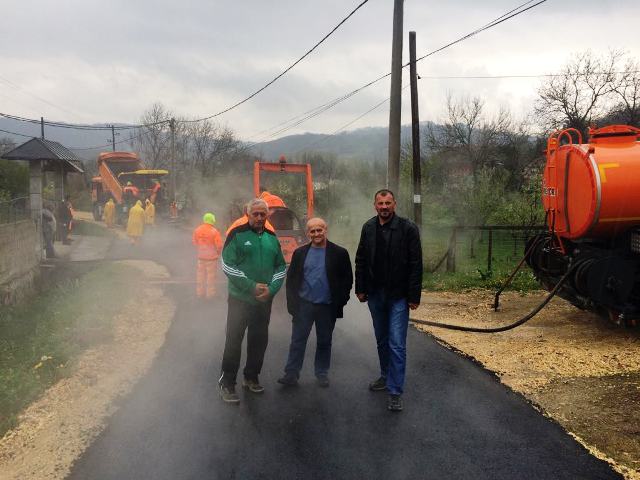 Read more about the article Nov asfalt za zaseoke  Stupinj I Selište u MZ Kaona