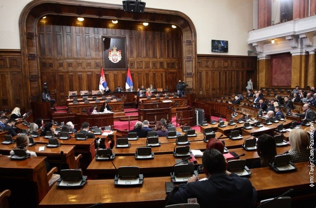 Read more about the article Народна скупштина усвојила сет изборних закона