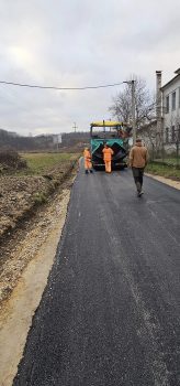 Почело асфалтирање улице Слободана Јовића у Волуји