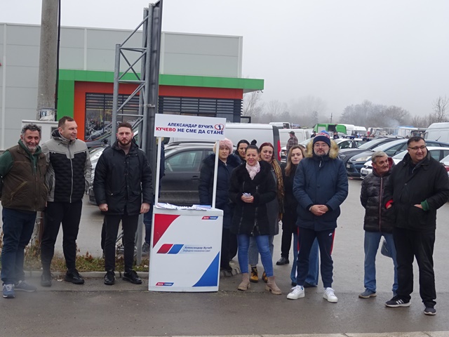 Read more about the article ОО СНС Кучево одржао штанд под називом – Увек са својим суграђанима