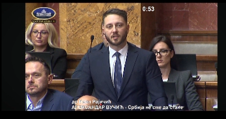 Read more about the article (ВИДЕО) Др Рајичић у Скупштини: Нови закони доносе милионе за здравство и путеве у Кучеву
