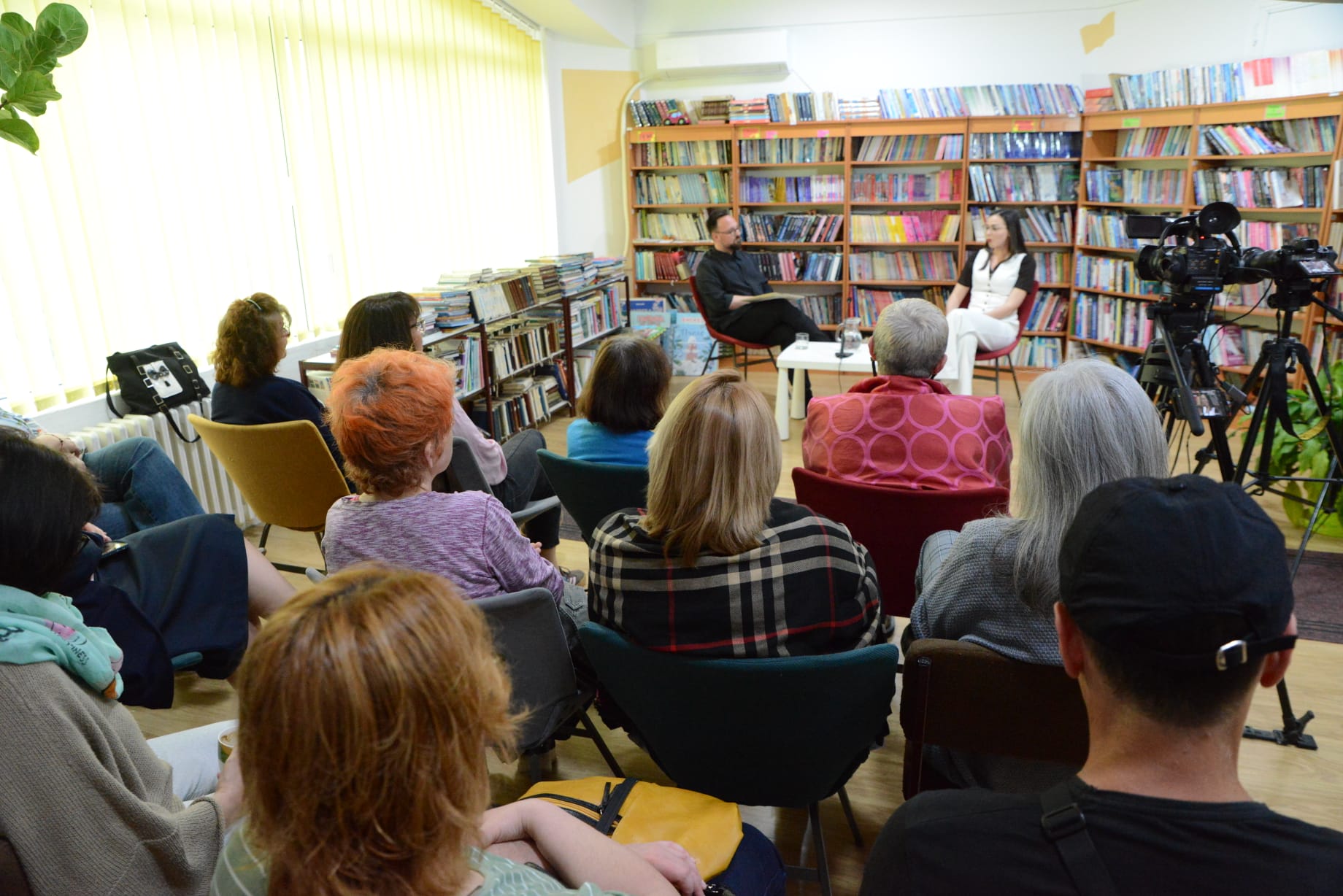 Read more about the article Библиосалон о Библиосалону