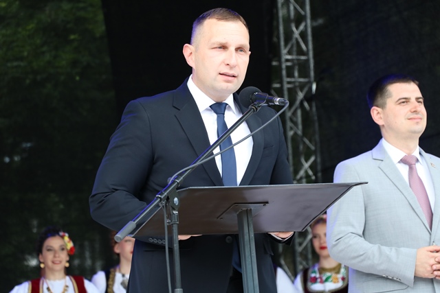 Read more about the article МИКИЋ: Историјски тренутак за  смотру – 58. „Хомољски мотиви” први пут готово потпуно финансирани од стране спонзора!